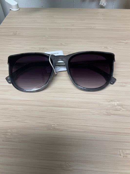Cat Eye Frame Sunglasses - click to see options