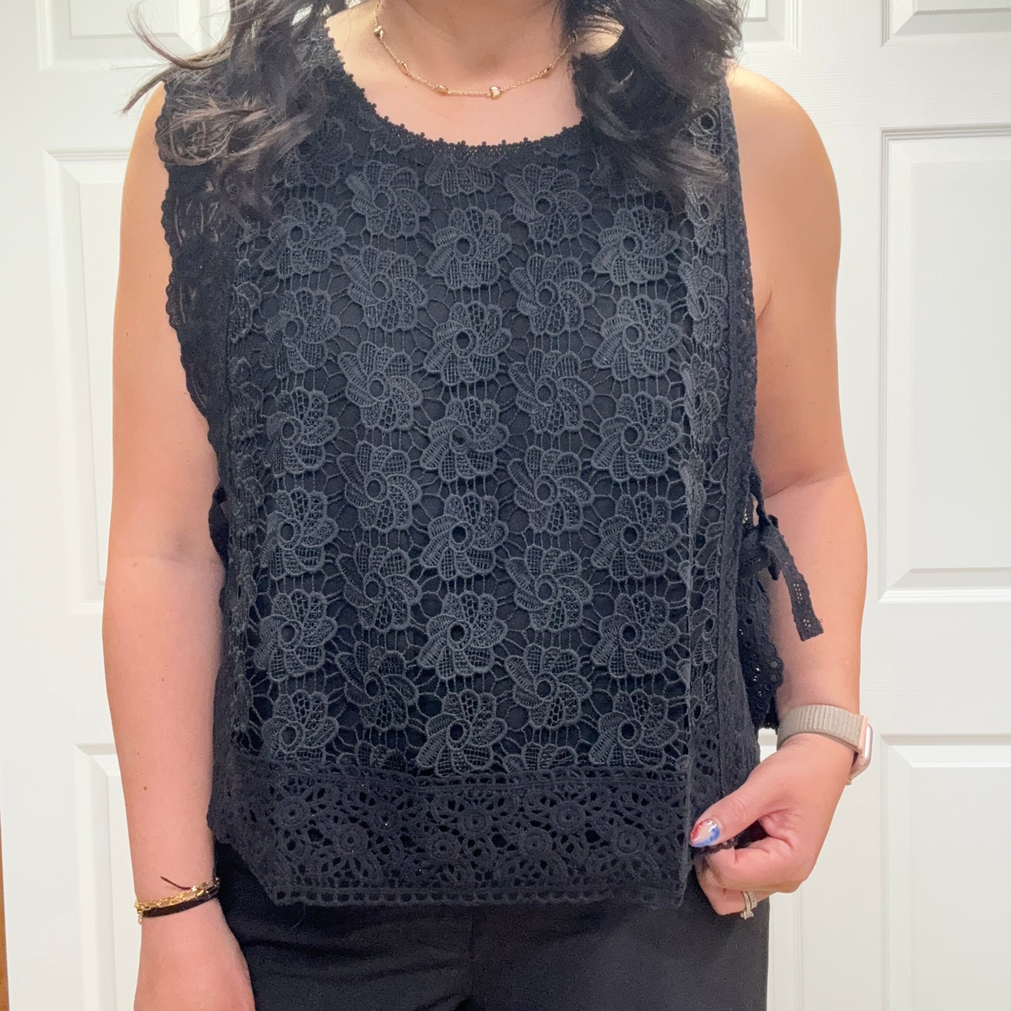 Relaxed Fit Floral Lace Top