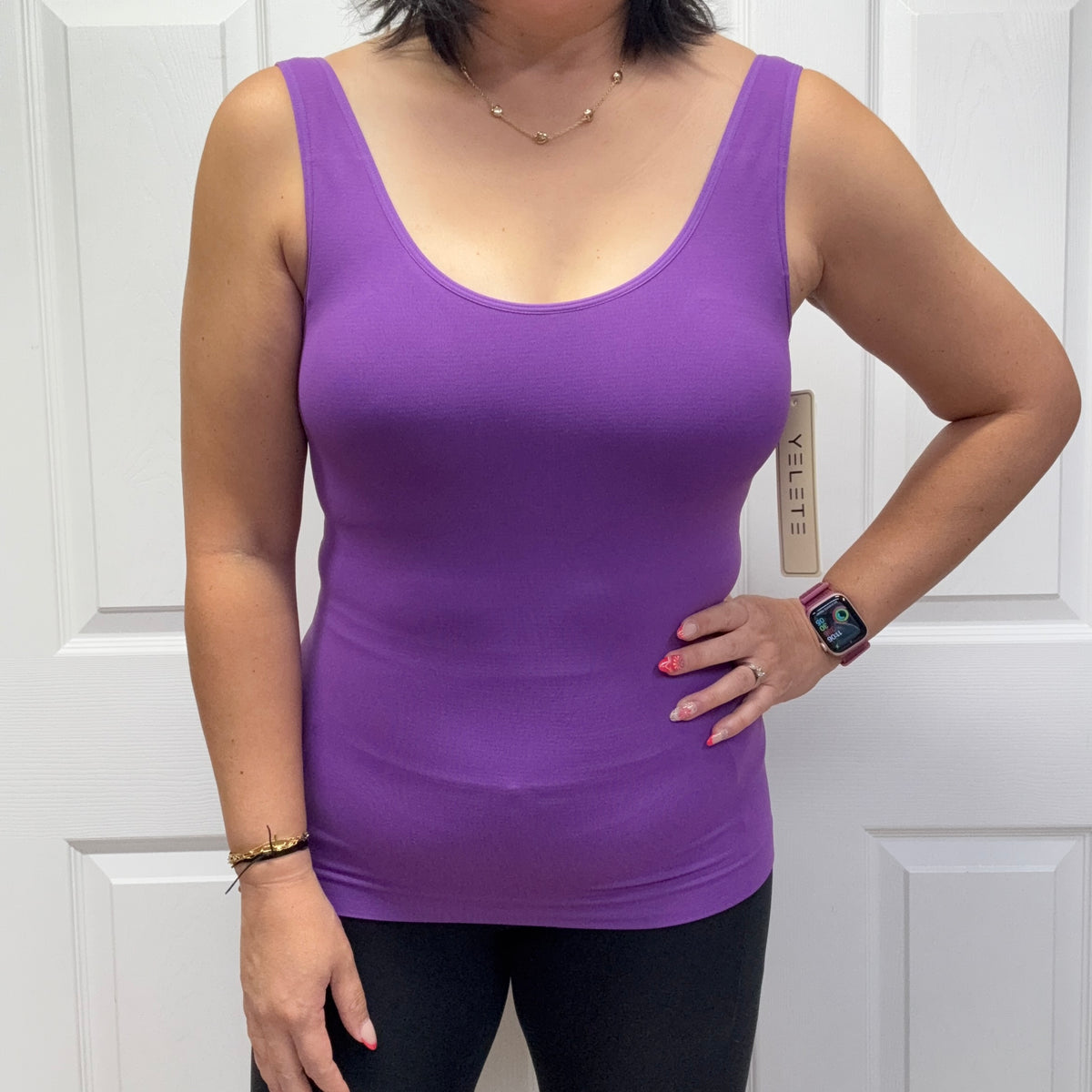 Reversible Seamless Tank with Built-in Bra