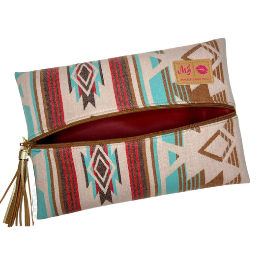 Makeup Junkie - Arrowhead