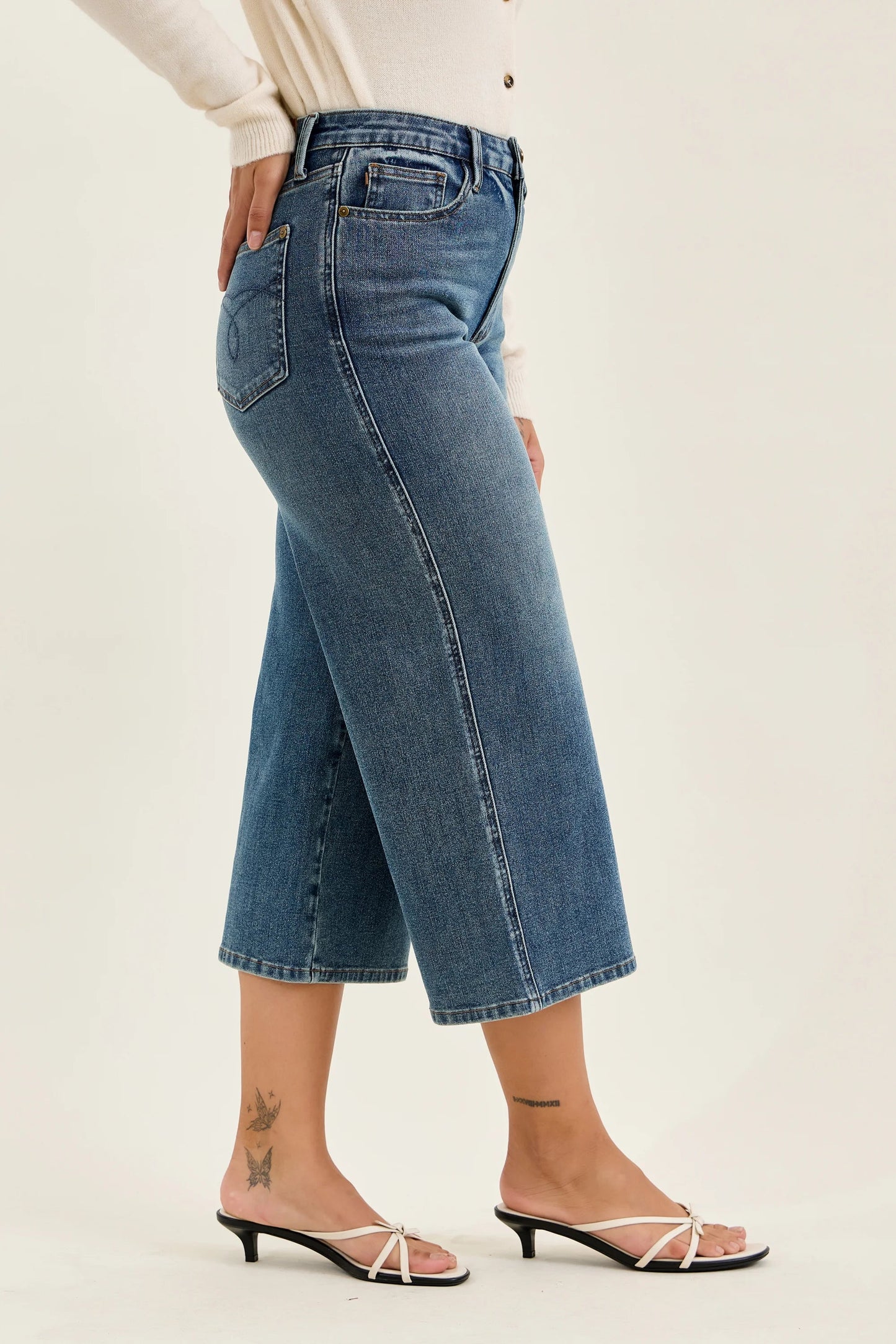 Judy Blue High Waisted Dottie Wide Crop 881186